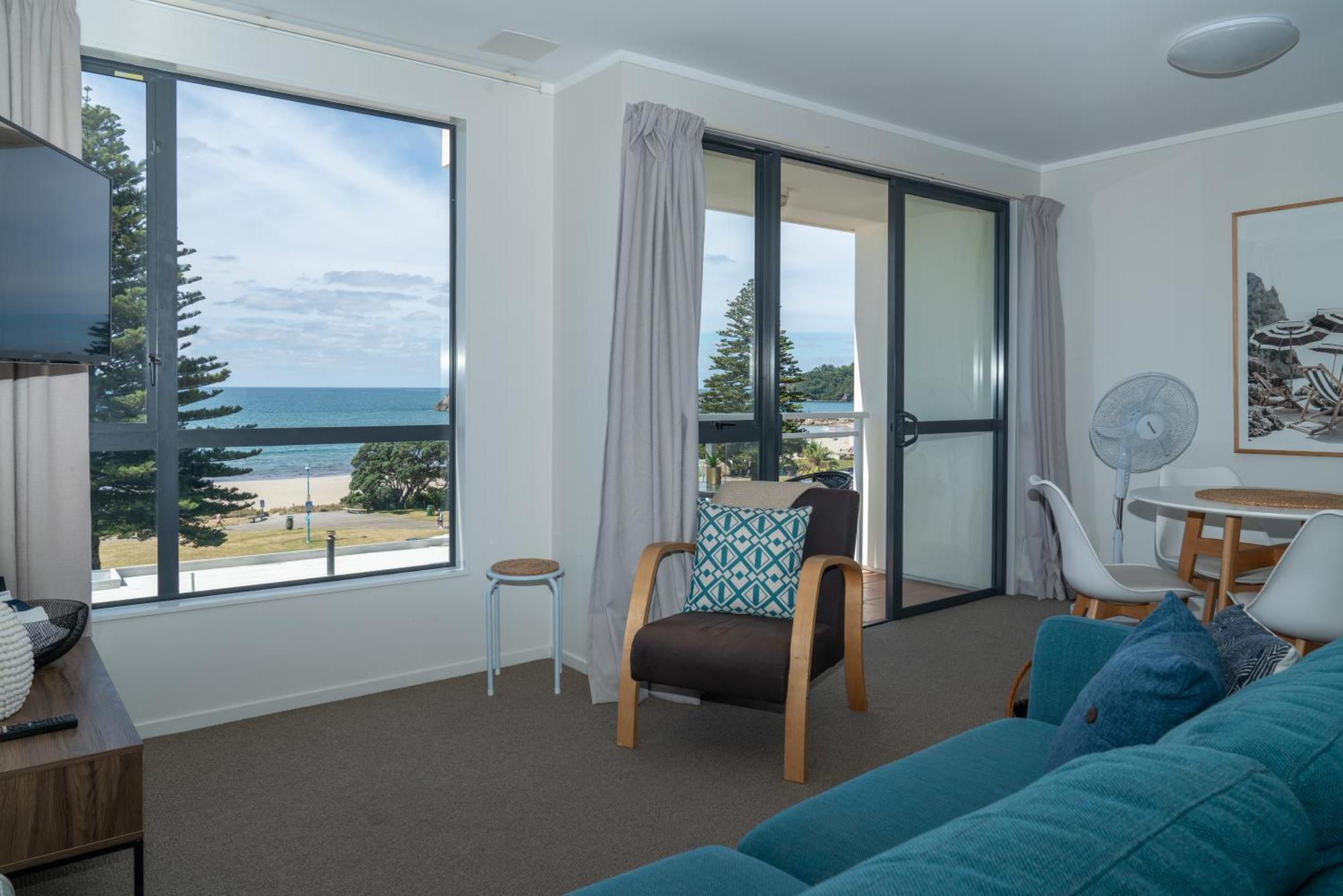 Ocean View Beach Escape - Top Floor Apartments, Mt Maunganui Base Mount Maunganui Dış mekan fotoğraf